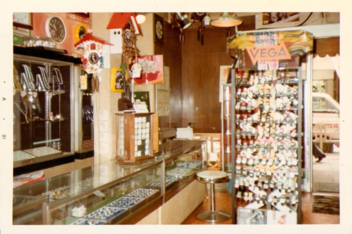 ツキウ時計宝石店